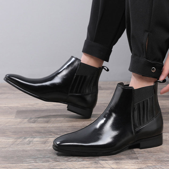 Svarta blanka chelsea boots för herr