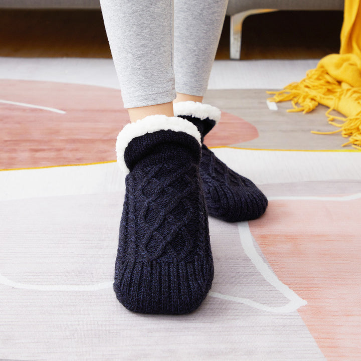Tjocka stickade tofflorsockor med teddyfoder