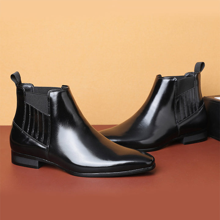 Svarta blanka chelsea boots för herr